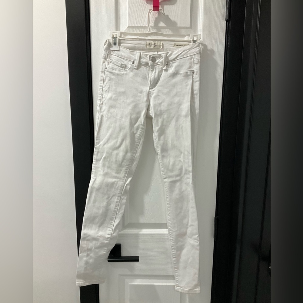 Jessica Simpson Kiss Me Super-Skinny Jeans Size 24